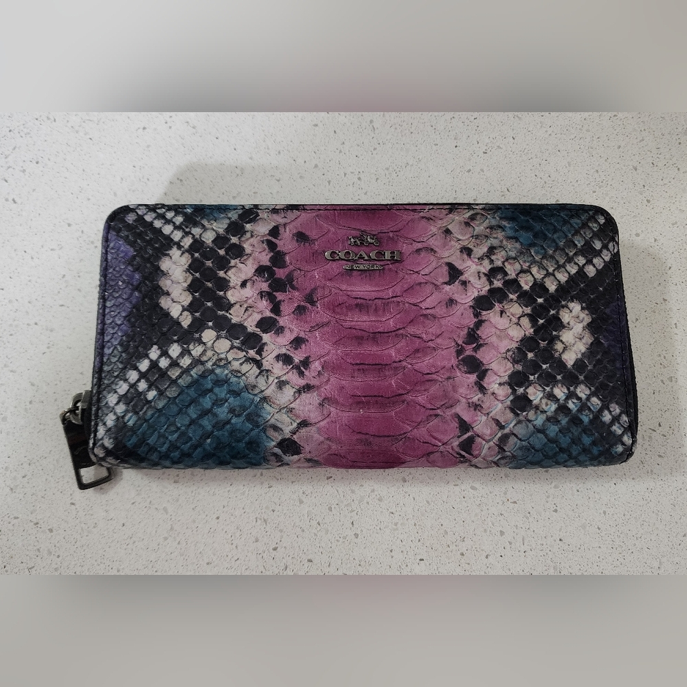Coach Women's Multicolor Snakeskin Wallet